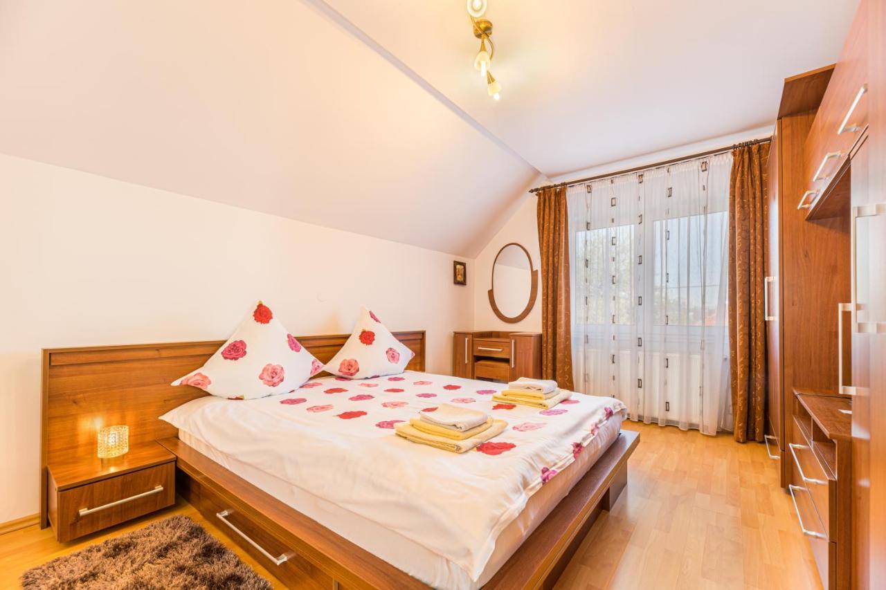 Casa David Villa Săcele Екстериор снимка